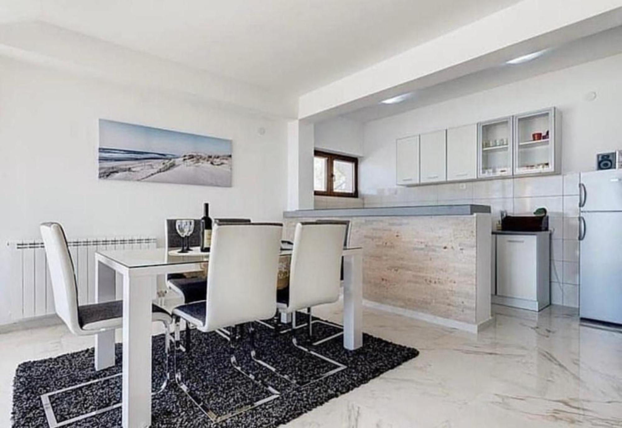 Stars Residence Петровац Экстерьер фото