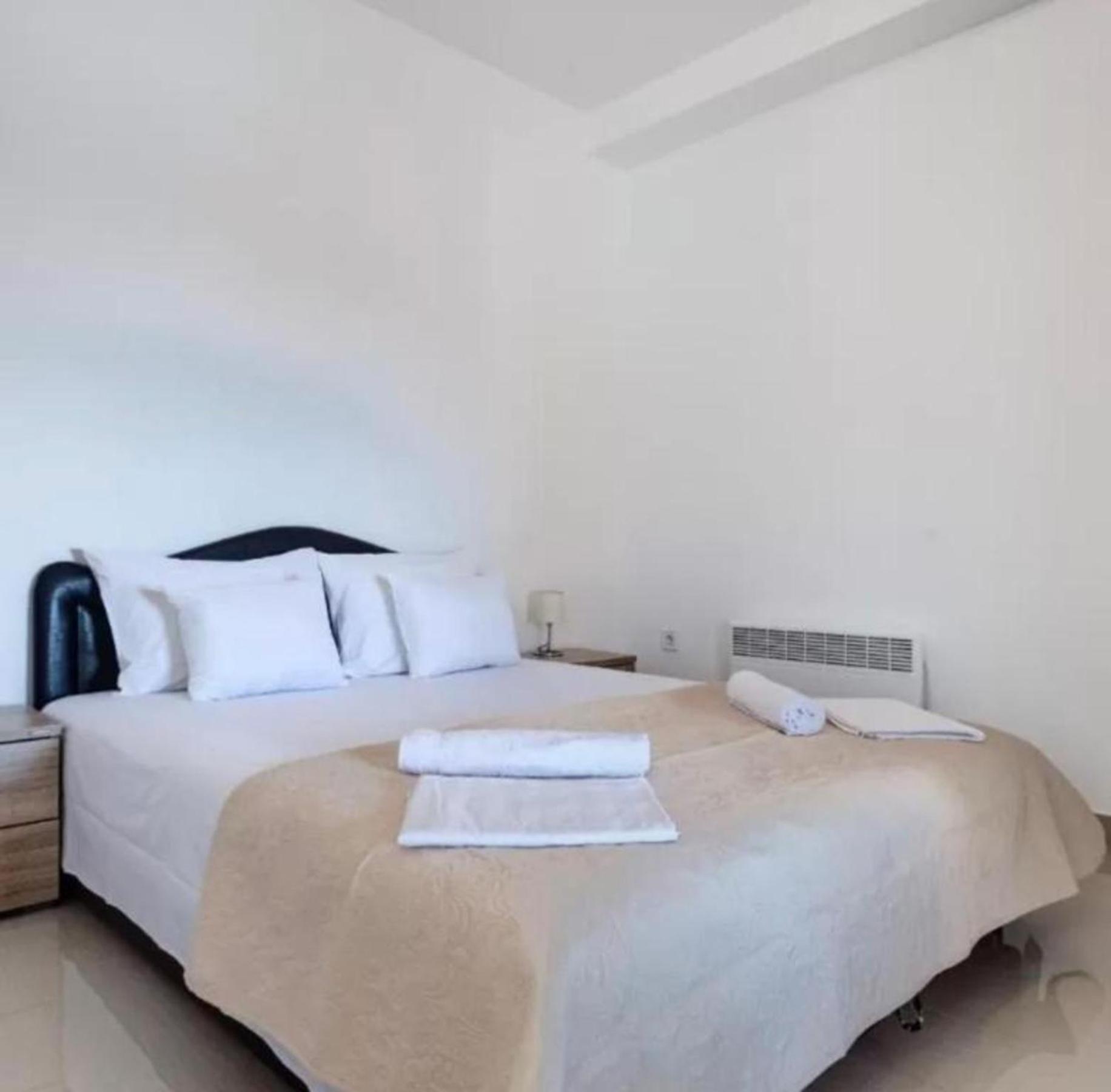 Stars Residence Петровац Экстерьер фото